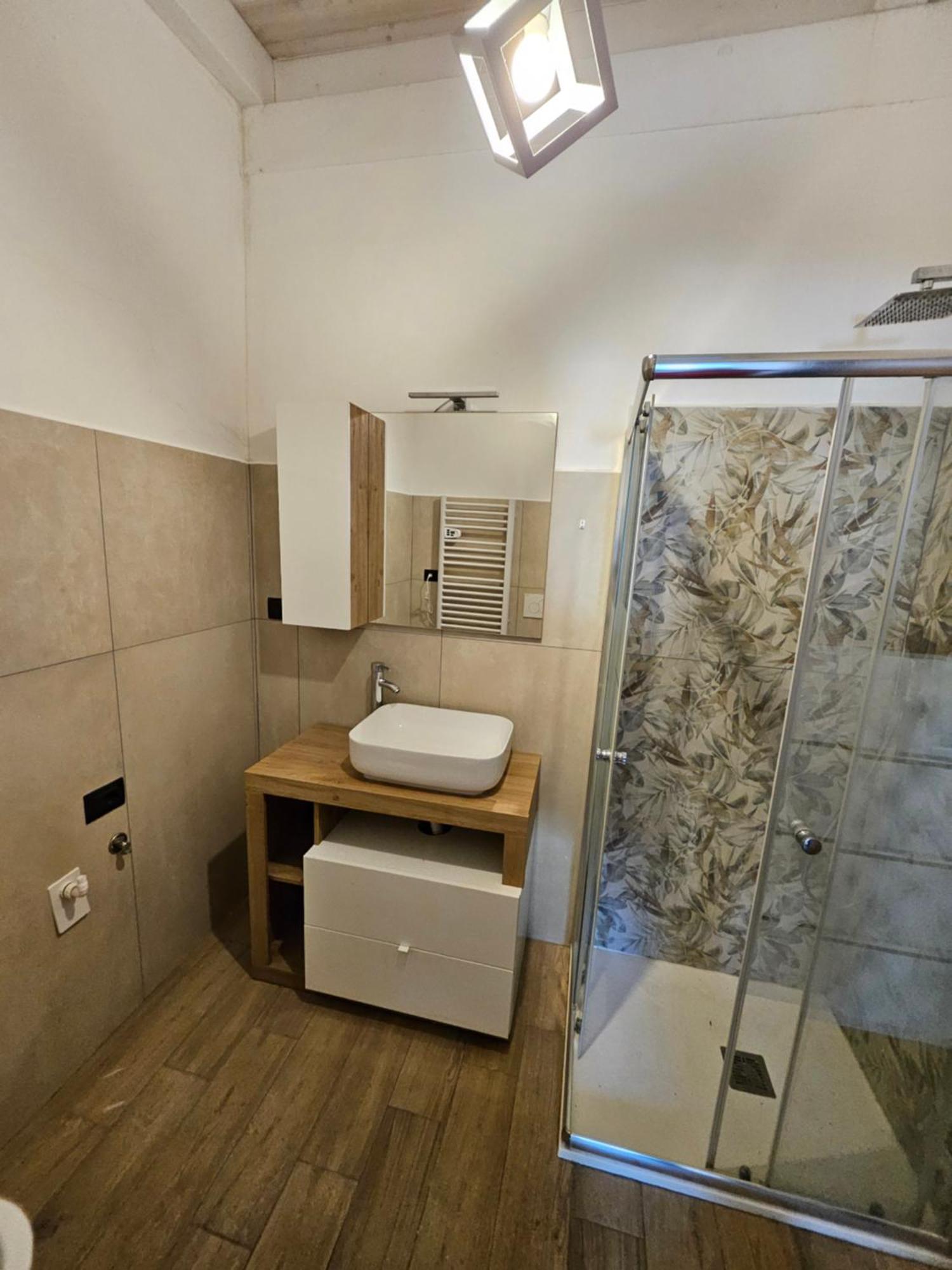 Casa Vacanze Dragona 15 Min Fco 10 Min Ostia Acilia Rum bild