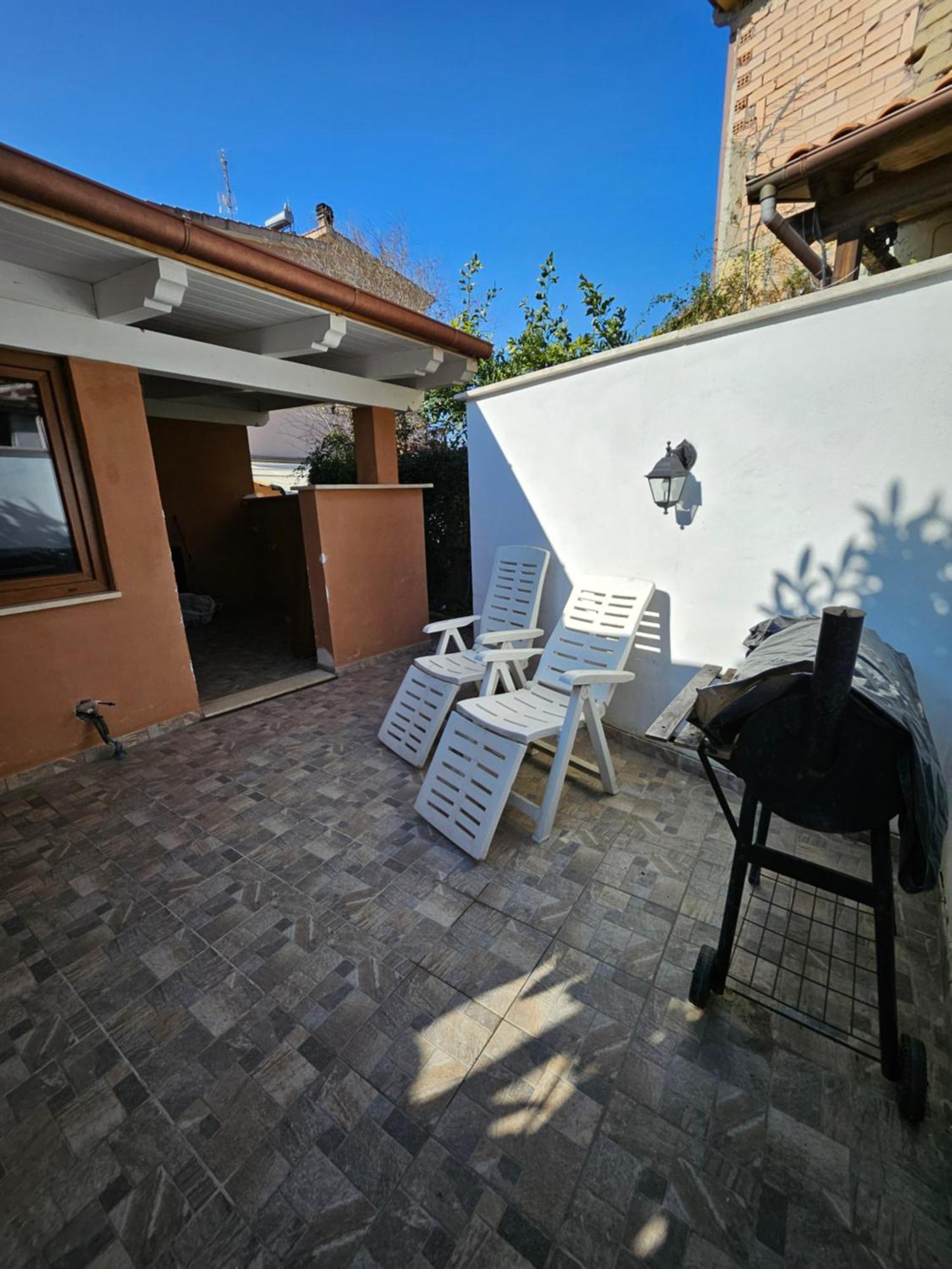 Casa Vacanze Dragona 15 Min Fco 10 Min Ostia Acilia Rum bild